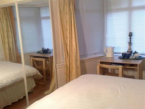 Achill Guest House Solihull Eksteriør bilde